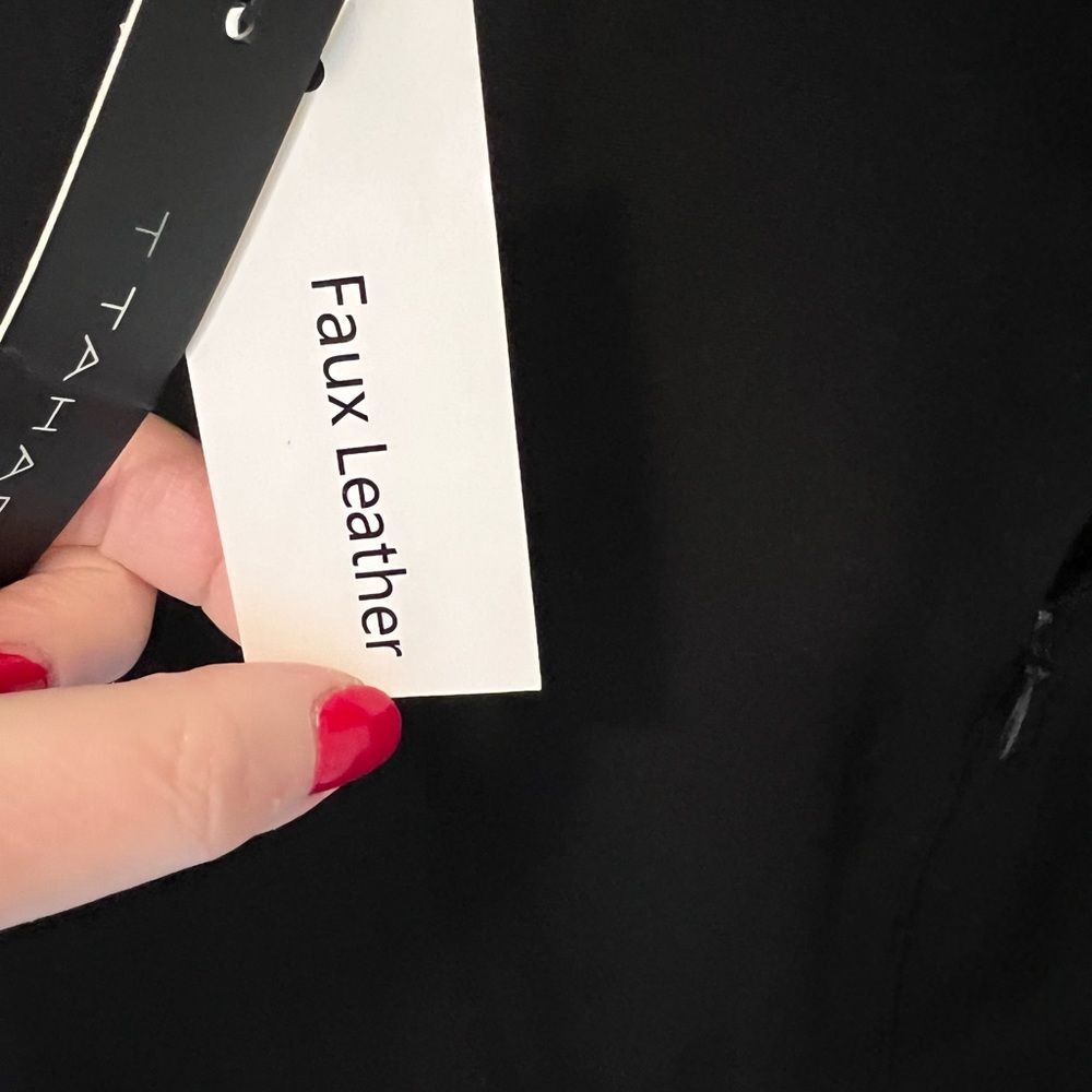Tahari faux leather detail skirt - Picture 4 of 6